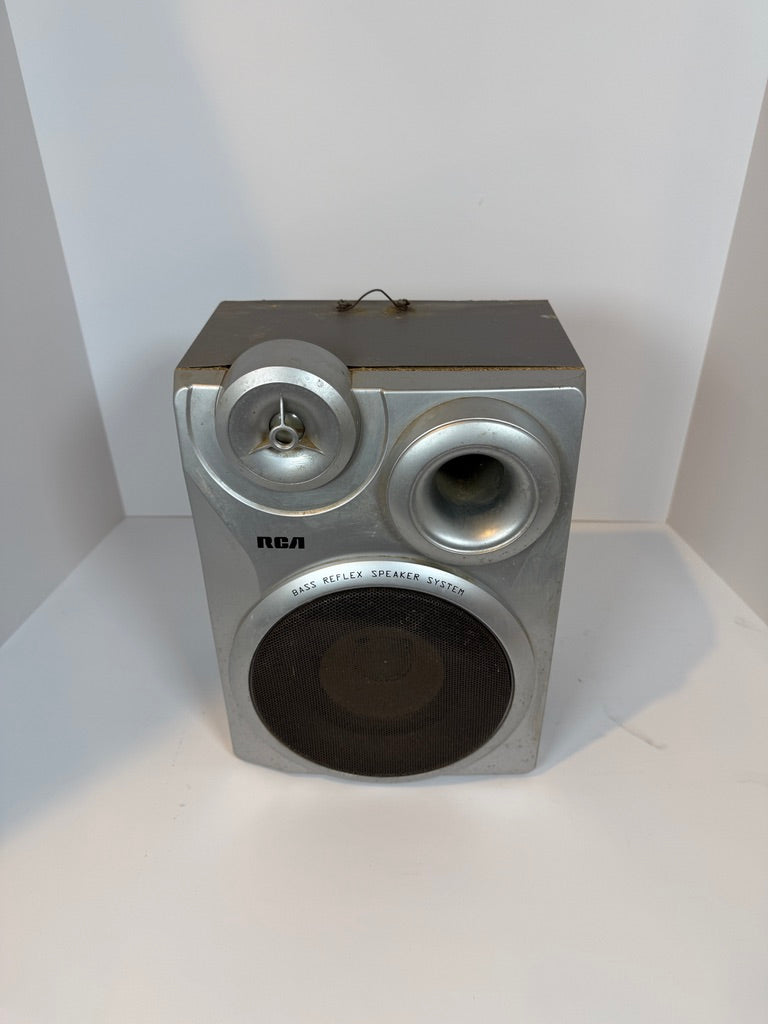 2000's RCA Bass Reflex Speaker Pair