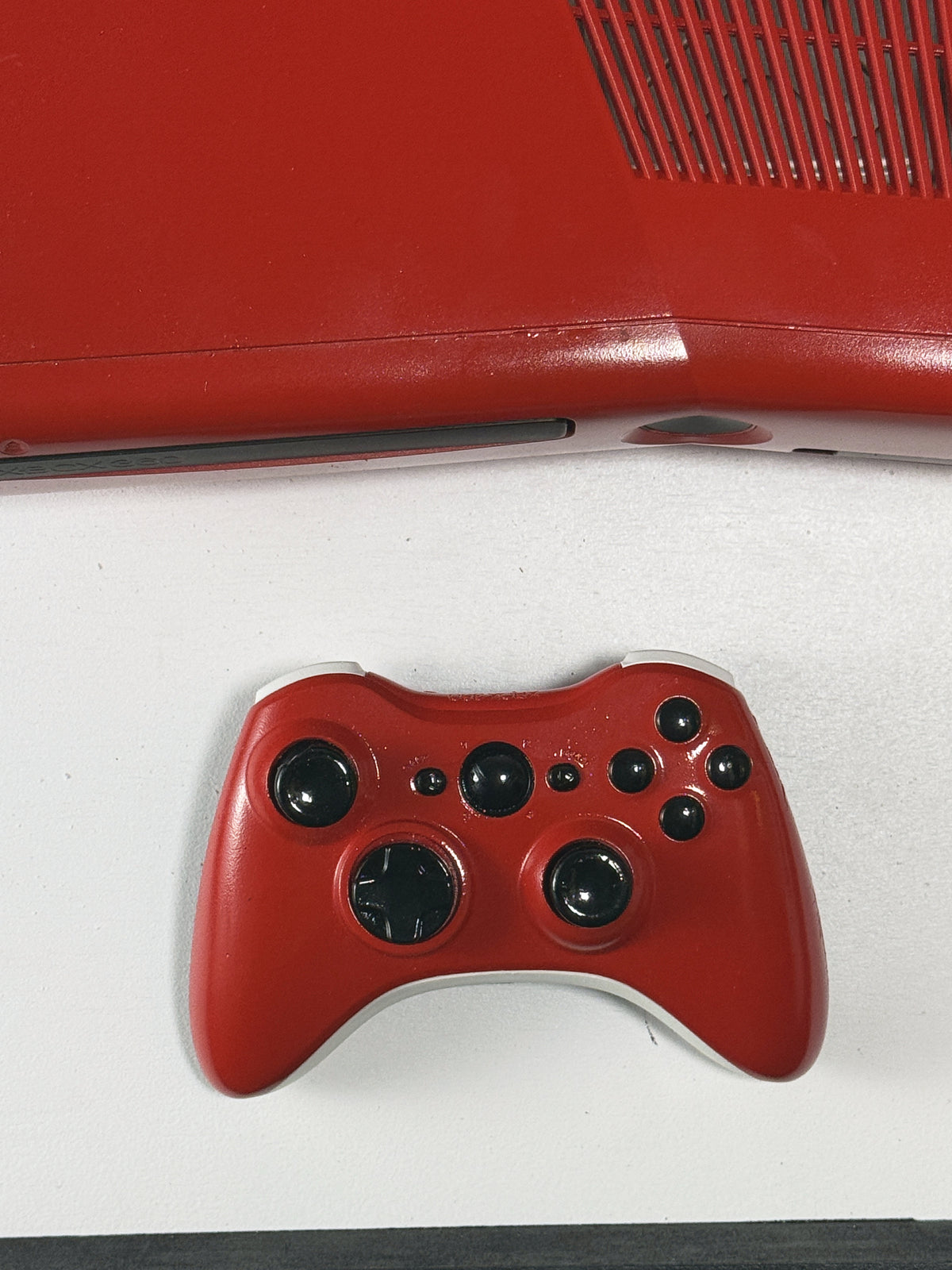 2010 Microsoft XBOX 360 S (Slim Model)