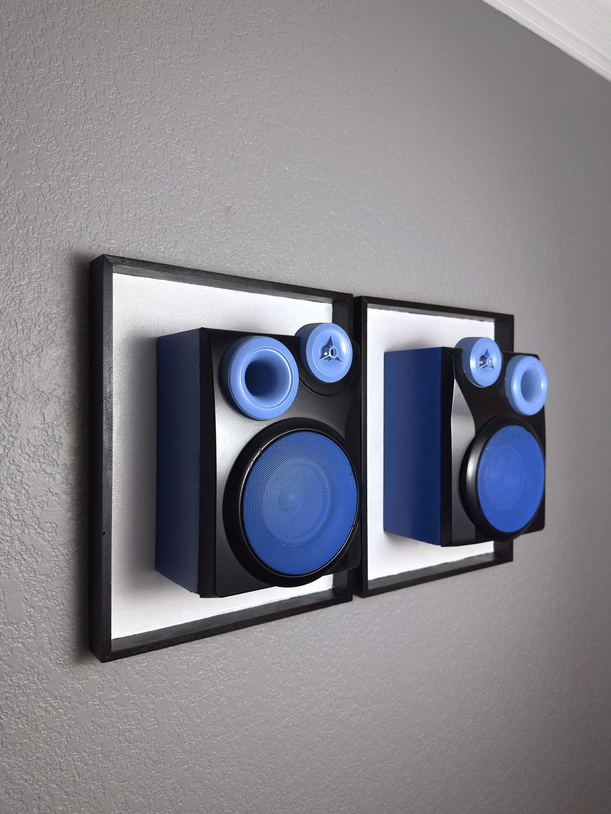 2000's RCA Bass Reflex Speaker Pair